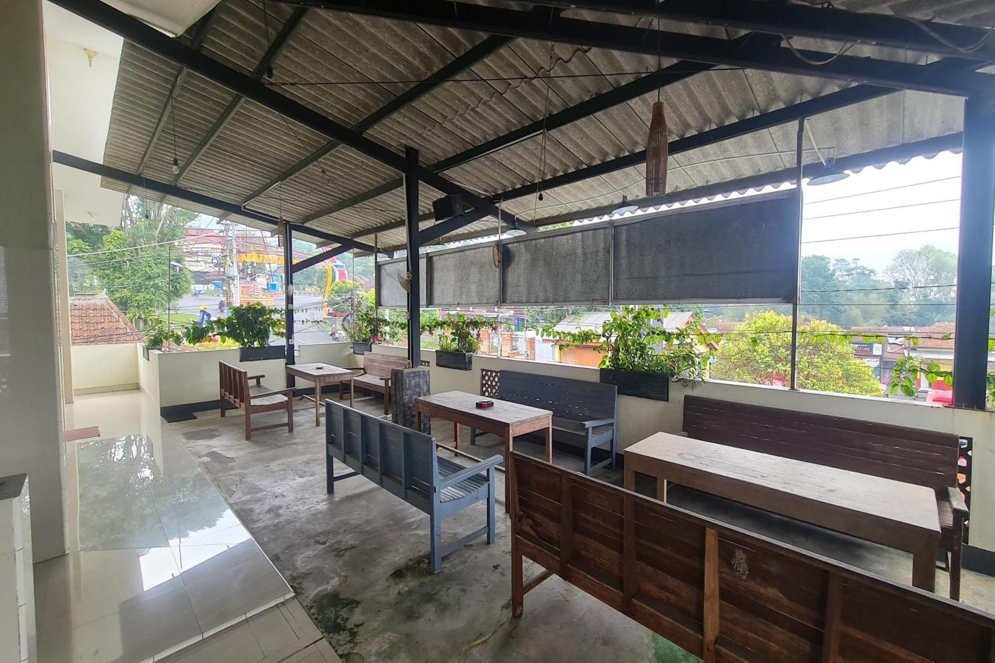 Capital O 93250 Hotel Tirta Kencana 2 Baturaden Banyumas Zewnętrze zdjęcie