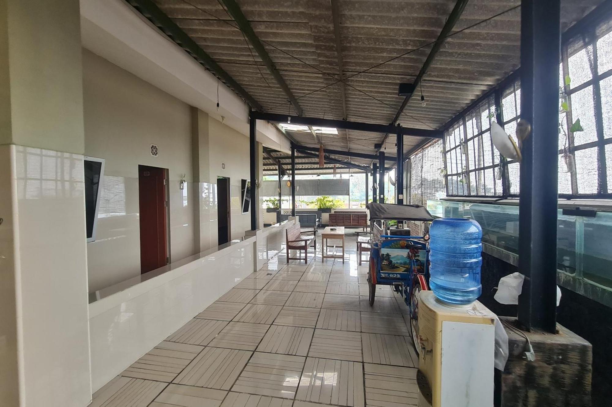Capital O 93250 Hotel Tirta Kencana 2 Baturaden Banyumas Zewnętrze zdjęcie